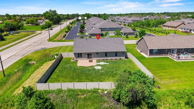 1897 MEADOWLAND COURT, Green Bay, WI 54311