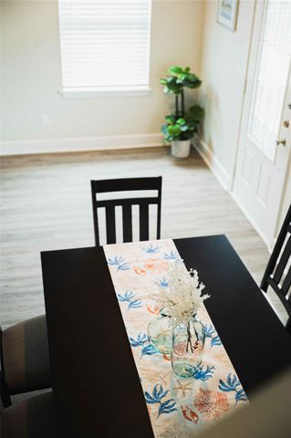 3314 Kleinmann Avenue, Galveston, TX 77551