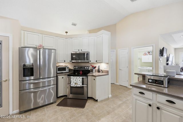 684 CHESTWOOD CHASE Drive, Orange Park, FL 32065