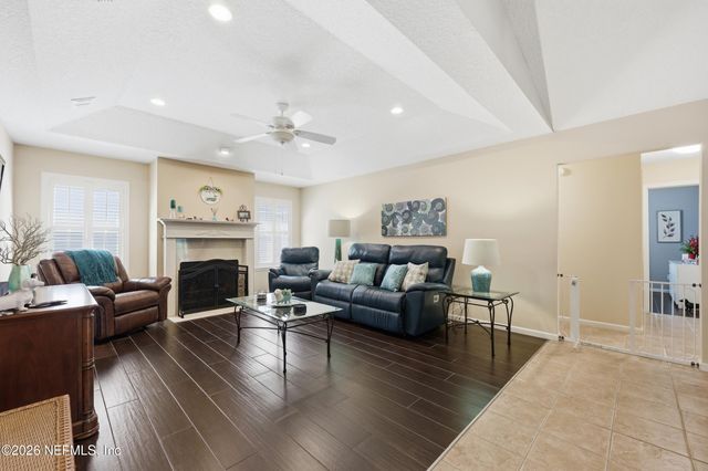 684 CHESTWOOD CHASE Drive, Orange Park, FL 32065