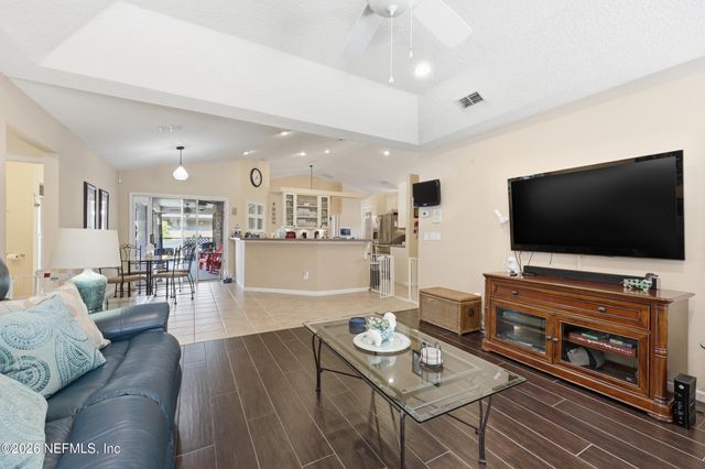 684 CHESTWOOD CHASE Drive, Orange Park, FL 32065