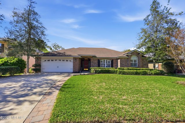 684 CHESTWOOD CHASE Drive, Orange Park, FL 32065