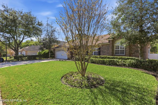 684 CHESTWOOD CHASE Drive, Orange Park, FL 32065