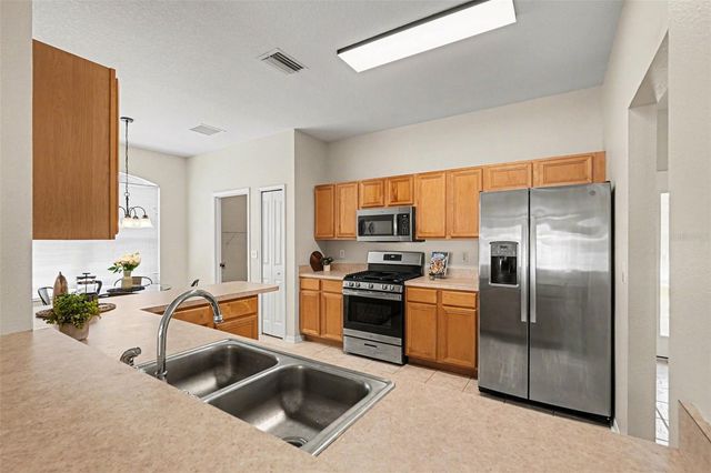 30631 NICKERSON LOOP, Wesley Chapel, FL 33543