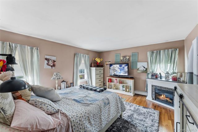 157 Garden Place, West Hempstead, NY 11552