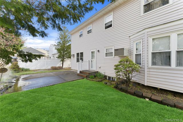 157 Garden Place, West Hempstead, NY 11552