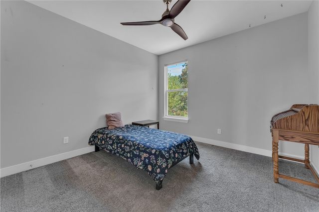 2252 N Windswept Lane, Fayetteville, AR 72703