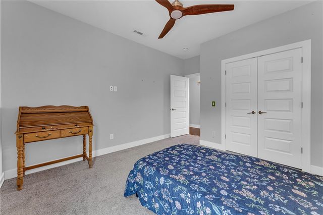 2252 N Windswept Lane, Fayetteville, AR 72703
