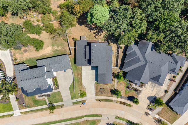 2252 N Windswept Lane, Fayetteville, AR 72703