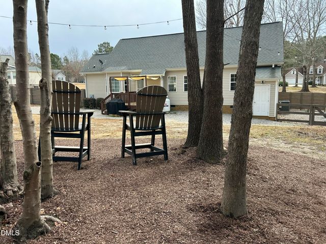 35 Harrison Street, Zebulon, NC 27597