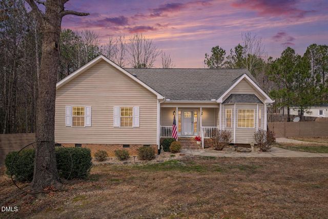 35 Harrison Street, Zebulon, NC 27597