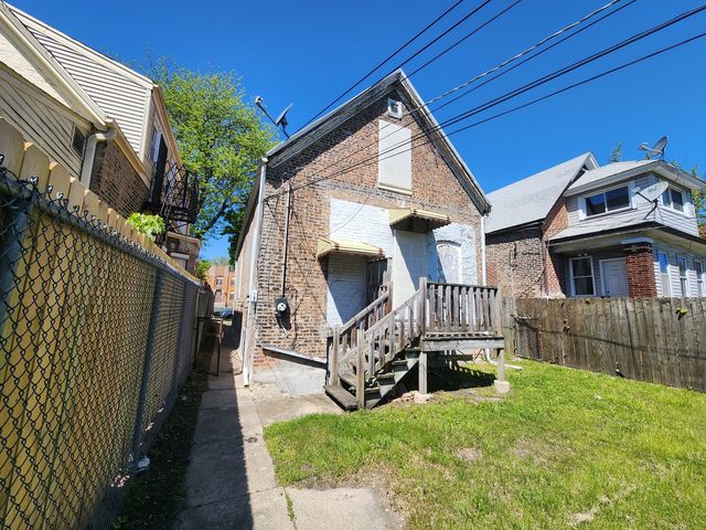 7403 S DANTE Avenue, Chicago, IL 60619