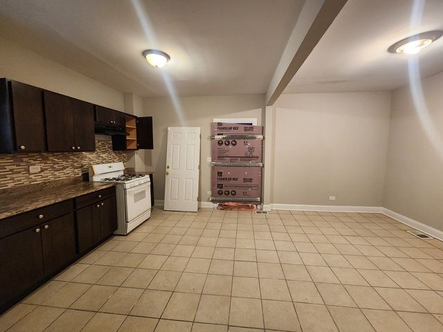 7403 S DANTE Avenue, Chicago, IL 60619