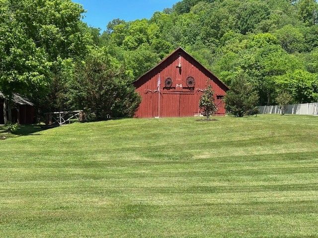 132 Normandy Tullahoma Rd, Normandy, TN 37360