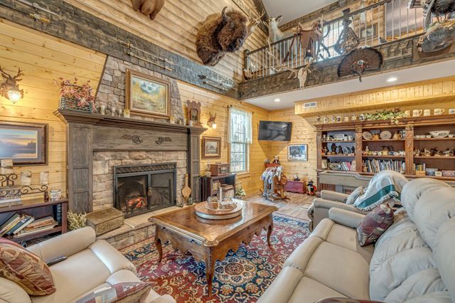 132 Normandy Tullahoma Rd, Normandy, TN 37360