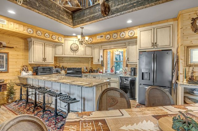 132 Normandy Tullahoma Rd, Normandy, TN 37360