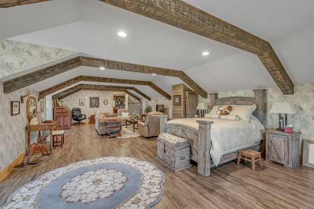 132 Normandy Tullahoma Rd, Normandy, TN 37360