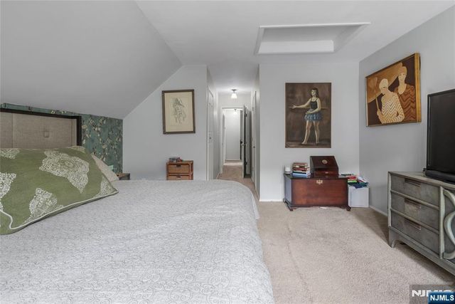 47 Manchester Lane A, West Milford, NJ 07480