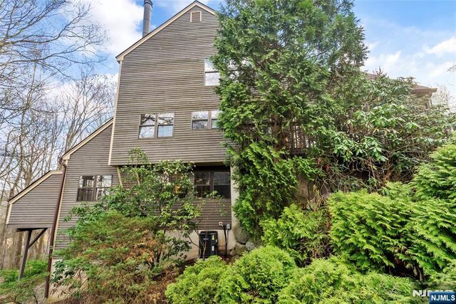 47 Manchester Lane A, West Milford, NJ 07480