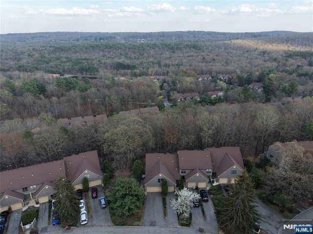 47 Manchester Lane A, West Milford, NJ 07480