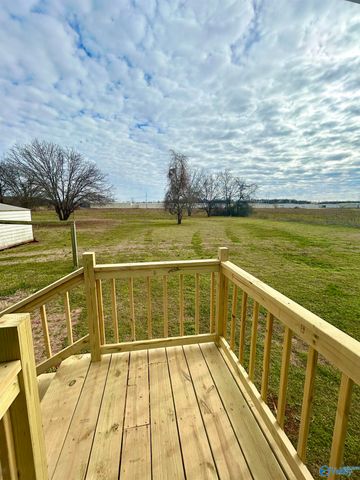 726 Red Hat Road, Decatur, AL 35601