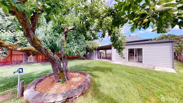 830 Garfield Street, Mount Vernon, WA 98273