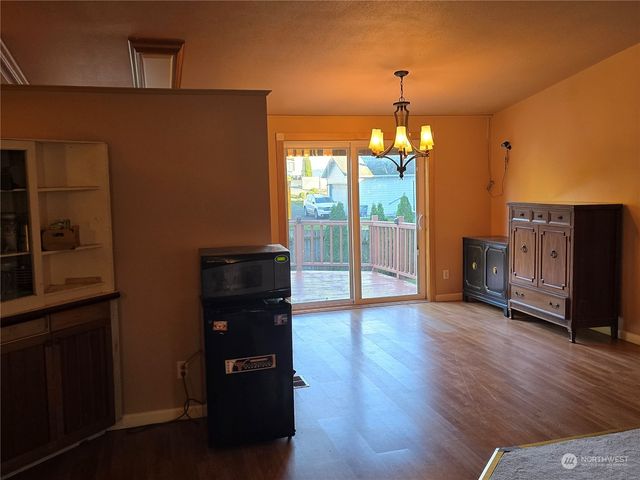 365 Seattle Drive, Port Ludlow, WA 98365