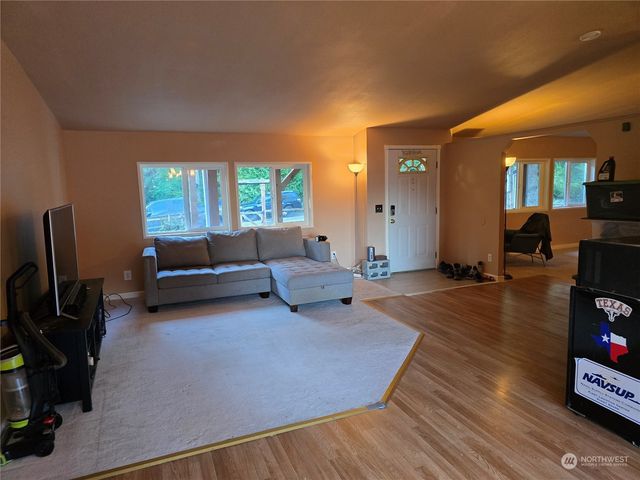 365 Seattle Drive, Port Ludlow, WA 98365