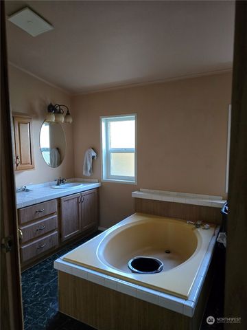 365 Seattle Drive, Port Ludlow, WA 98365