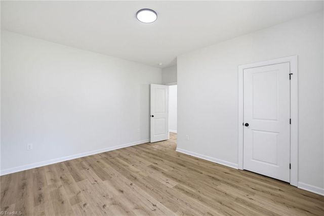 906 Twyckenham Drive, Greensboro, NC 27408