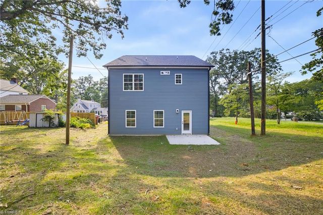 906 Twyckenham Drive, Greensboro, NC 27408