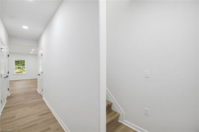 906 Twyckenham Drive, Greensboro, NC 27408
