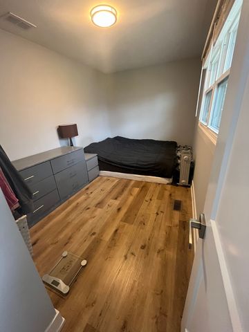 431 Springhill Drive, Roselle, IL 60172