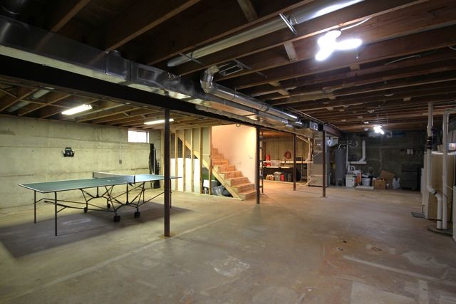 431 Springhill Drive, Roselle, IL 60172