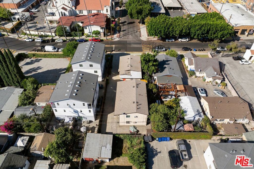 Image 21 of property listing at 5062 N Maywood Avenue, Los Angeles, CA 90041