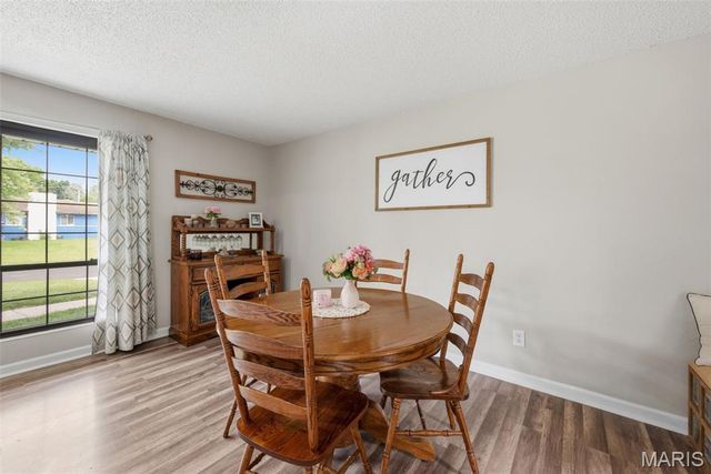 802 Love Drive, O'fallon, MO 63366