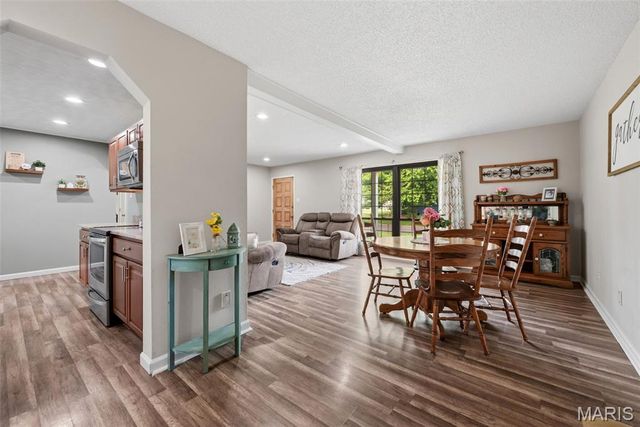 802 Love Drive, O'fallon, MO 63366