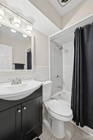 802 Love Drive, O'fallon, MO 63366