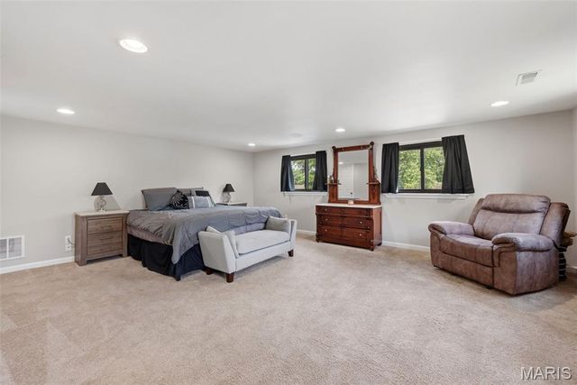802 Love Drive, O'fallon, MO 63366