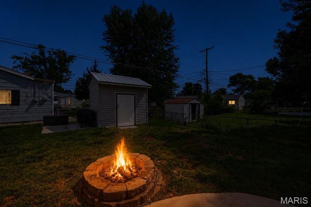802 Love Drive, O'fallon, MO 63366