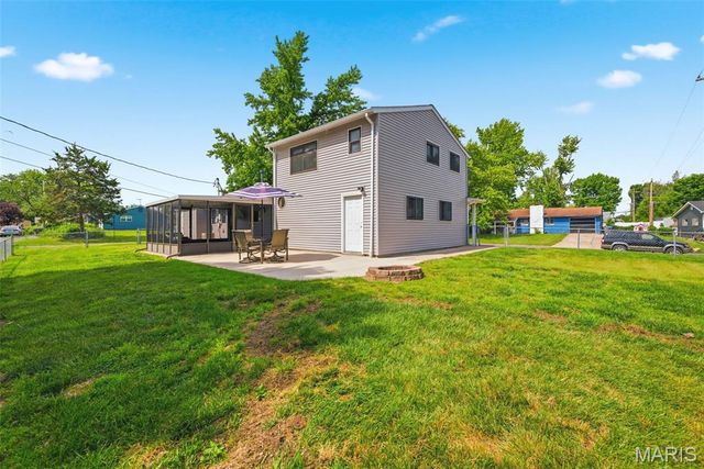 802 Love Drive, O'fallon, MO 63366
