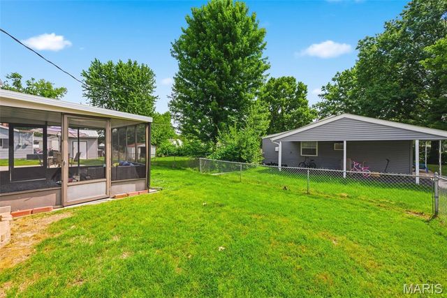 802 Love Drive, O'fallon, MO 63366