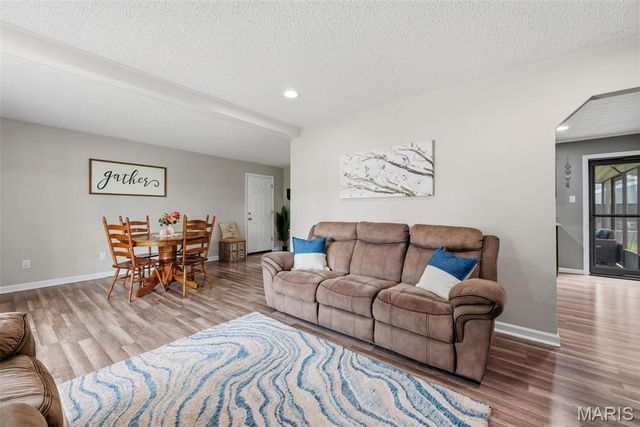 802 Love Drive, O'fallon, MO 63366