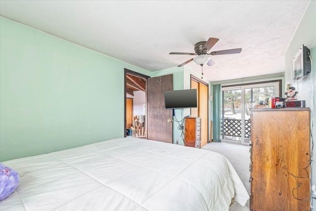 17 E Public St, Freetown, MA 02702