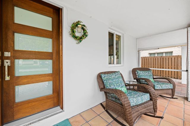 1004 SE 11th Street, Fort Lauderdale, FL 33316