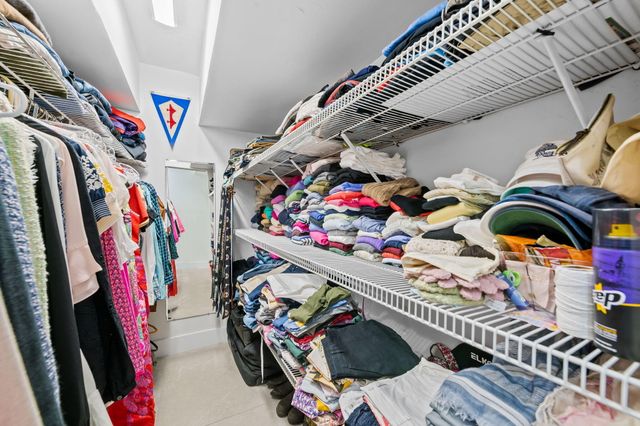 1004 SE 11th Street, Fort Lauderdale, FL 33316