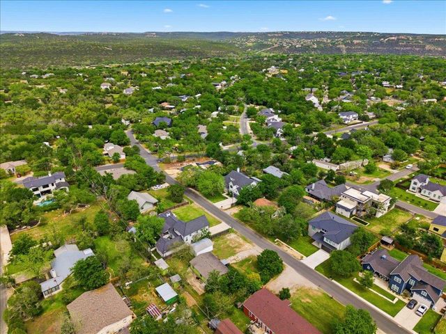 1100 Lipan TRL, Austin, TX 78733