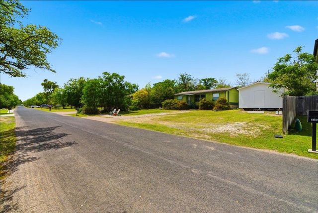 1100 Lipan TRL, Austin, TX 78733