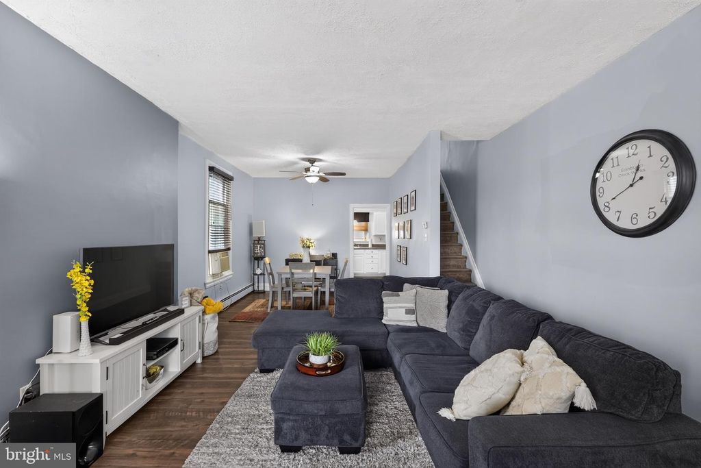 131 PENN ST, LANSDALE, PA 19446 — photo 5