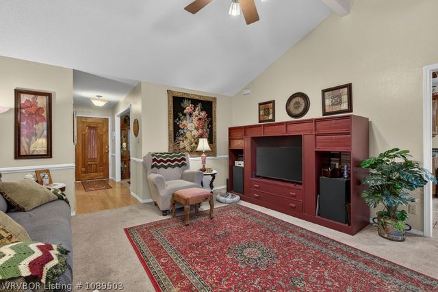 1602 Hunter Hill Drive, Van Buren, AR 72956